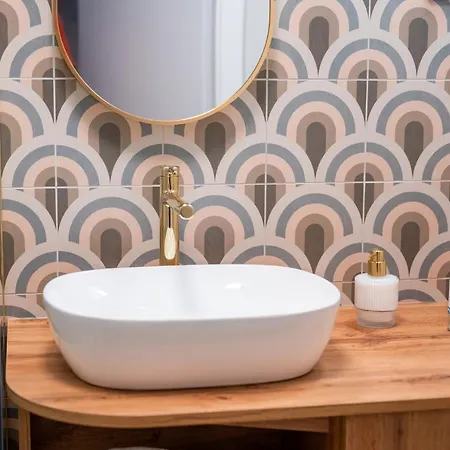 Invest Centrum Park 16 شقة *