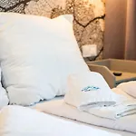 Apartament Invest Centrum Park 16 *